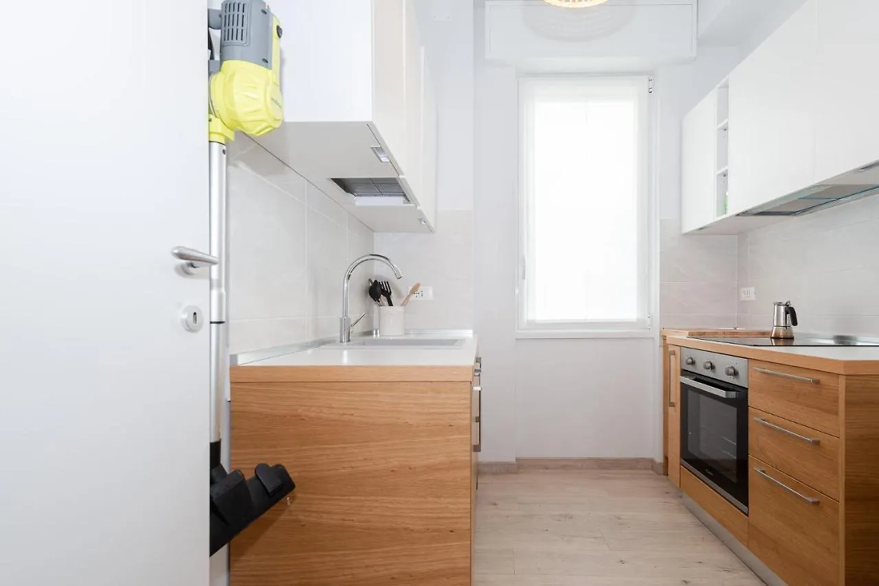 Apartment Mamo'S Belvedere By Holiday Solutions Faggeto Lario